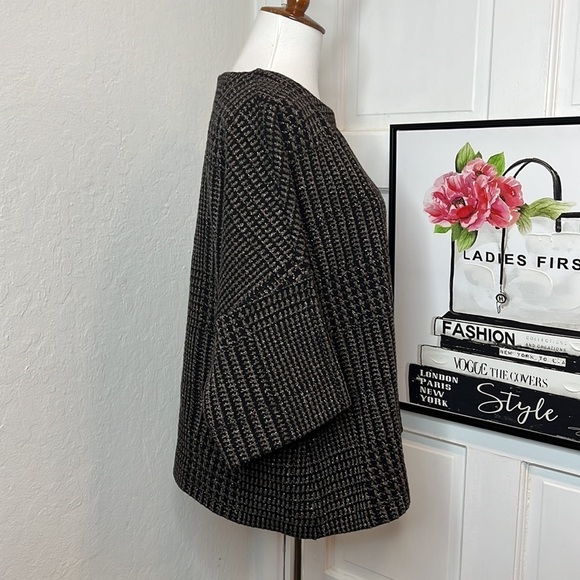 Akris Punto Black & Brown Herringbone Oversized Short Sleeve Sweater Size 10US - Picture 2 of 7